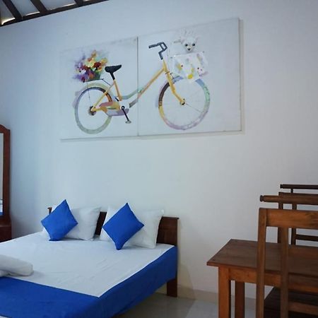 Agoura Hills Otel Kurunegala Dış mekan fotoğraf