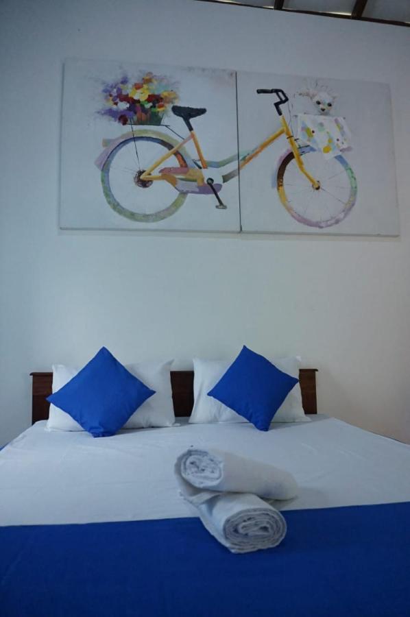 Agoura Hills Otel Kurunegala Dış mekan fotoğraf